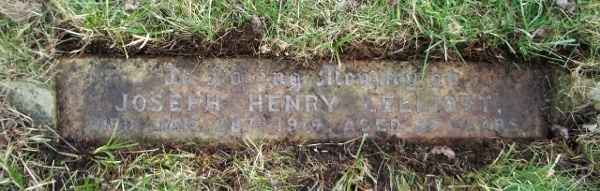 Joseph Lelliott inscription